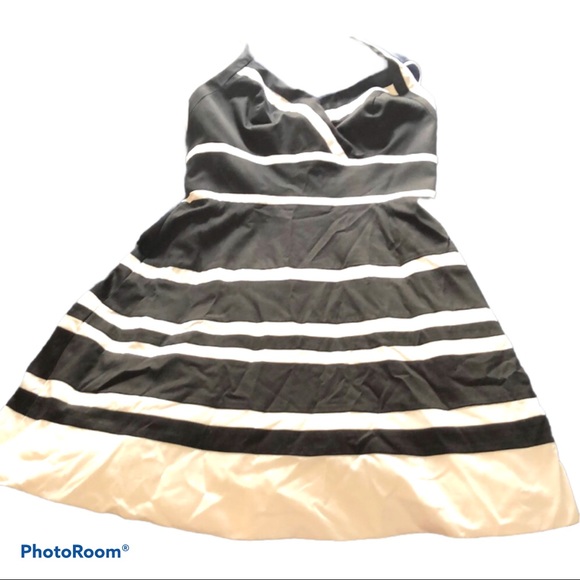 NEW! Preppy Coastal Grandmother Black & White Halter Cotton Dress‎ Size 4 - Picture 5 of 12